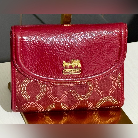 Coach Madison Dotted Op Art Medium Wallet in Red/Crimson - Picture 1 of 9